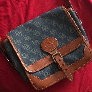Dooney & Bourke crossbody bag